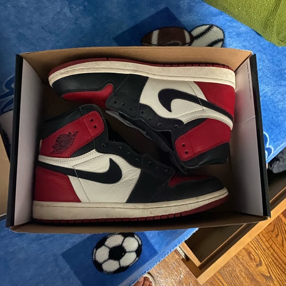 Air Jordan 1 Bred Toes